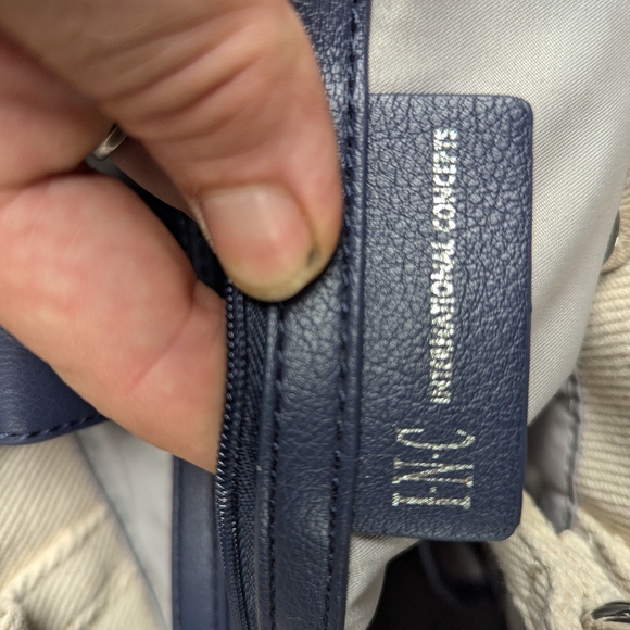 NWT! canvas tote!! Red,white&blue gemstones!4 handles for shoulder or hand carry - Picture 8 of 9